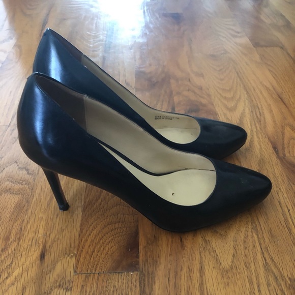 Cole Haan Black Leather Pumps - Picture 3 of 3